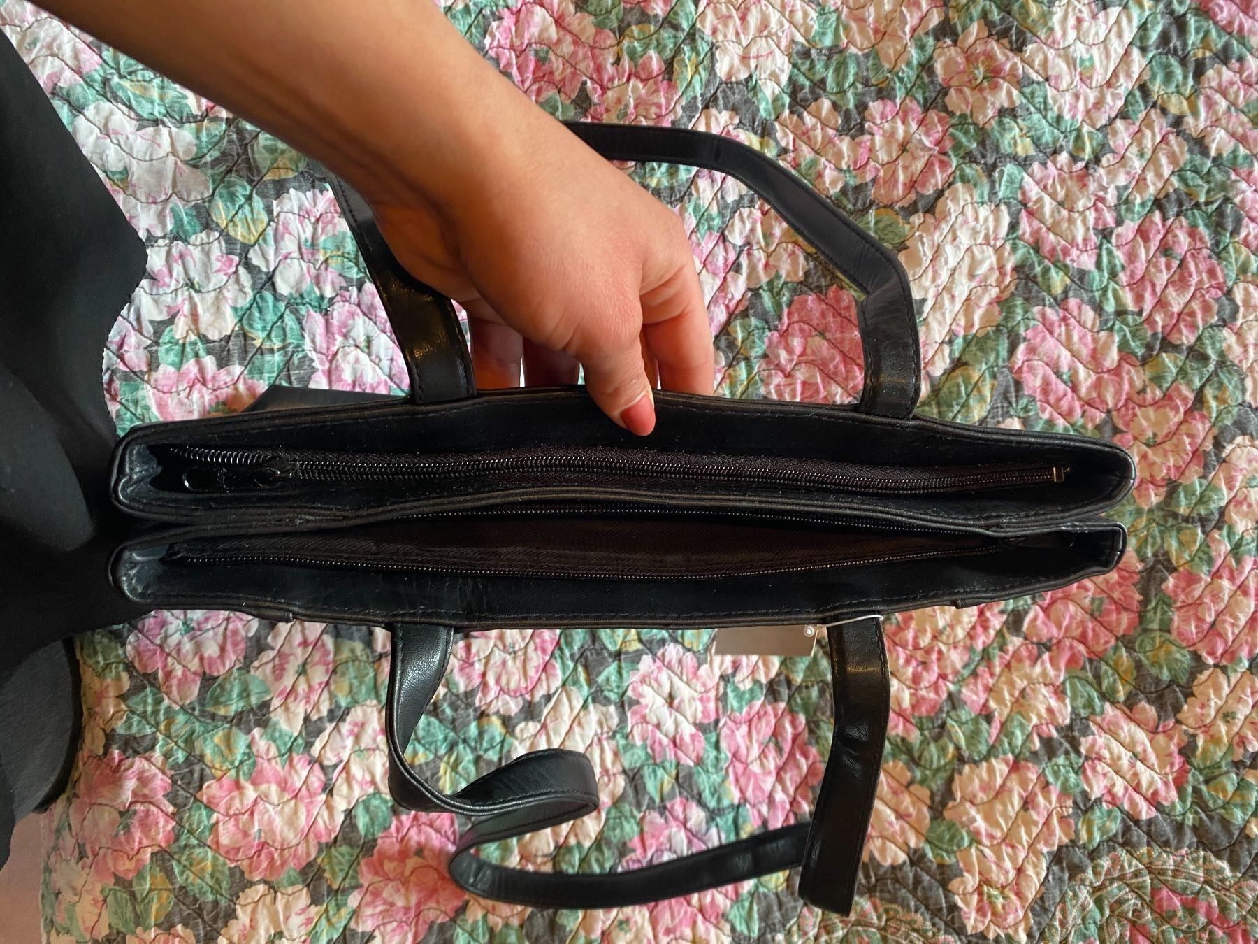 Borse da donna: Neue schwarze Handtasche – Nuovo (secondo la descrizione) da Fischenthal venduto da Victoria_fischenthal 3