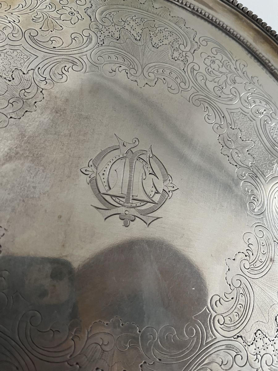 Piatti di portata: Antikes Englisches Sterling Silbertablett 1785 – Usato da Lachen SZ venduto da ratata 4
