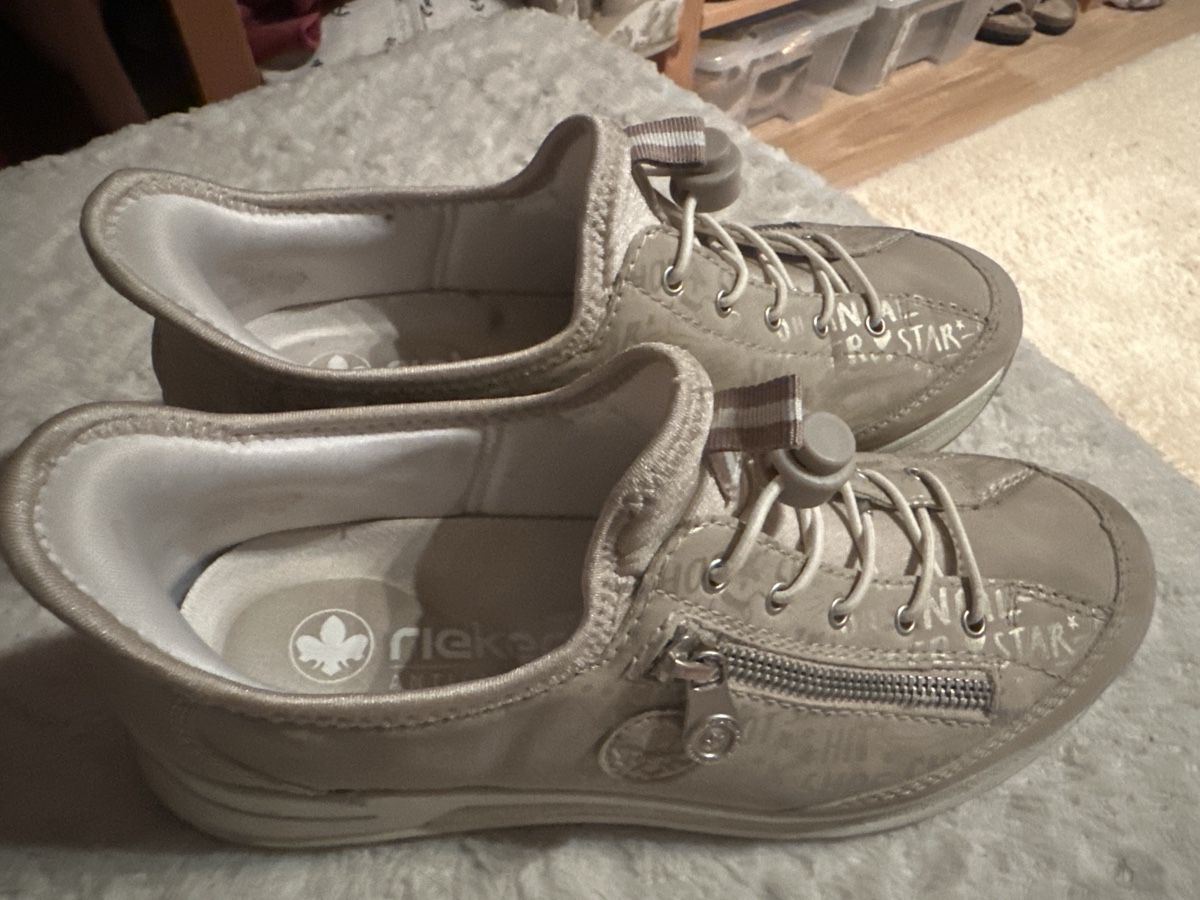 Scarpe da donna: Rieker Schuhe Grösse 38 – Usato da Trüllikon venduto da angela4444 4