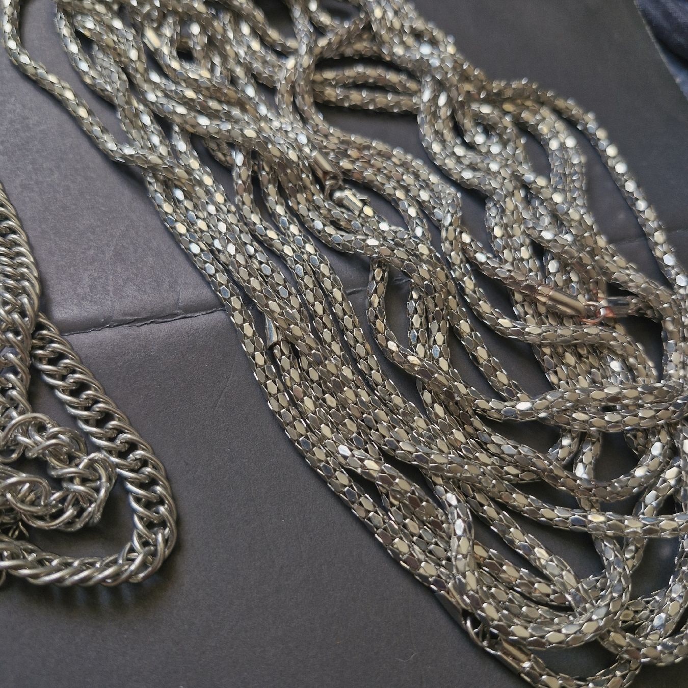 Ketten: lot de chaînes  – Gebraucht aus Neuchâtel von yas_zdb7 3