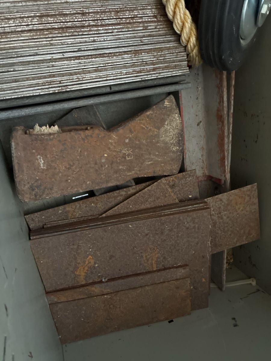 Alle Werkzeuge: Werkstatt Metallteile Eisenwaren – Gebraucht aus Bleiken b. Oberdiessbach von benhur393 3