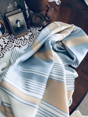 Wunderschöner Vintage Seide Foulard