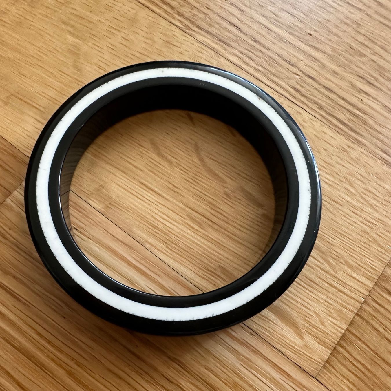 Armbänder & -reifen: Armreif schwarz weiss – Gebraucht aus Rothenburg von wer_g9fd 5
