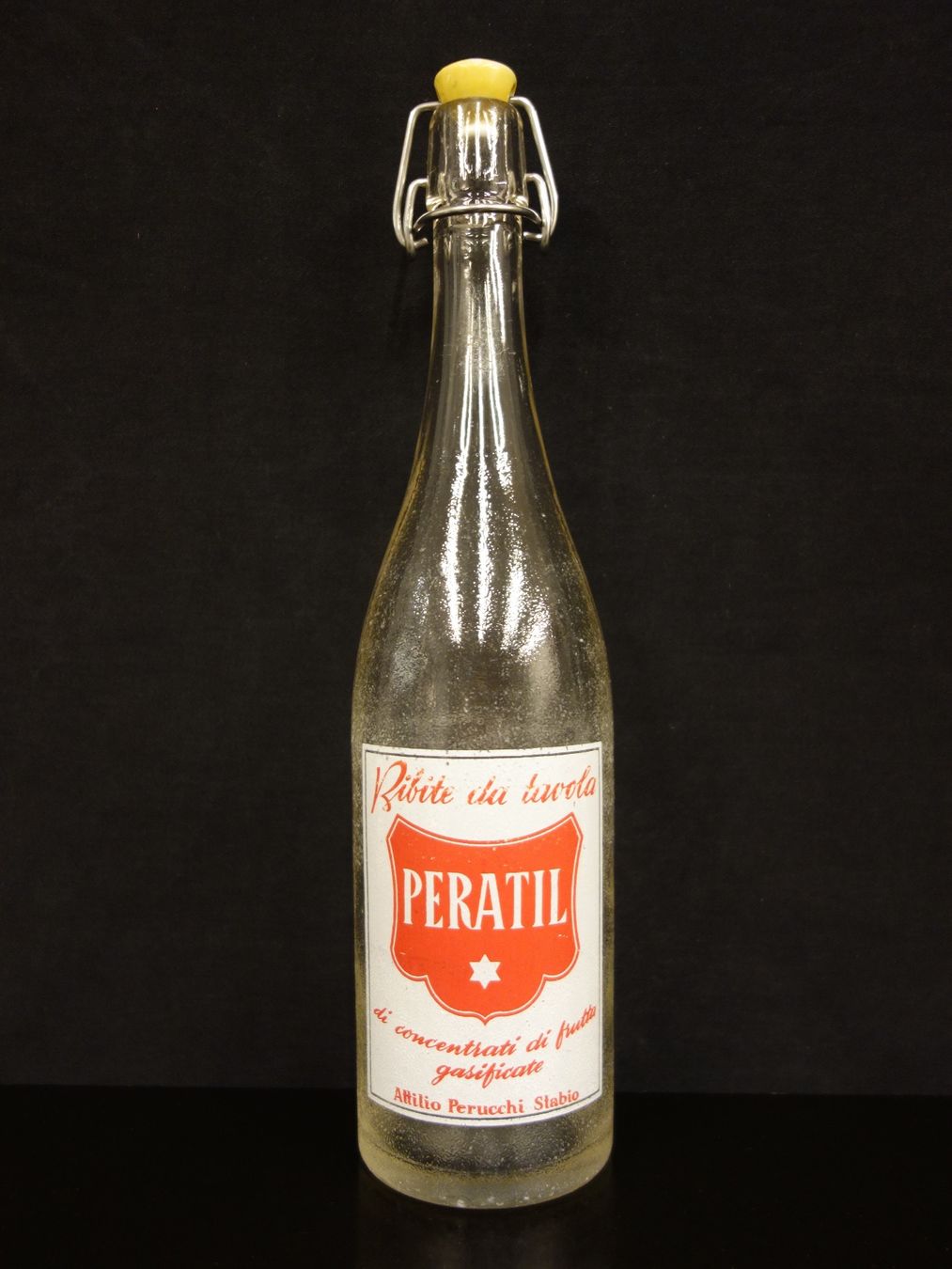 Bicchieri, Caraffe & Bottiglie: alte Flasche PERATIL ATTILIO PERUCCHI STABIO – Usato da Kerzers venduto da Flaschenposten