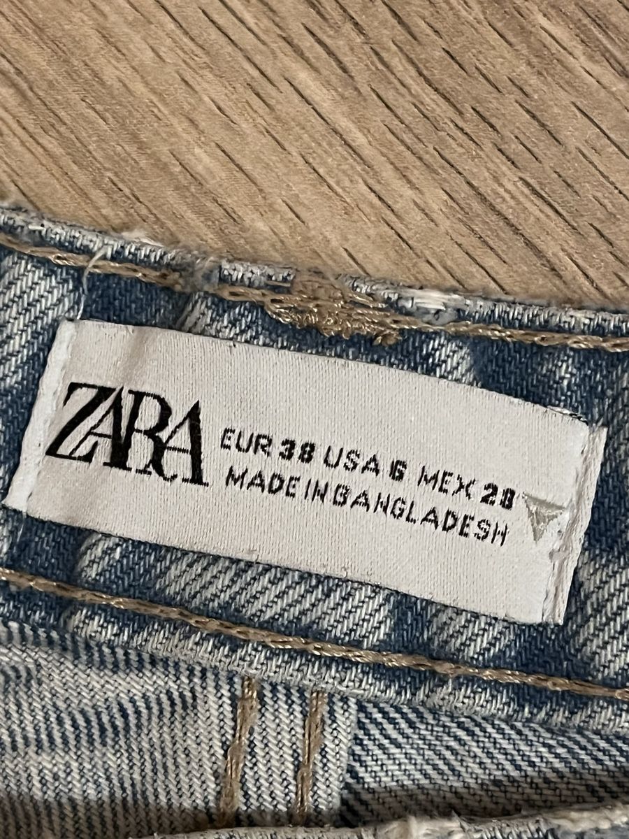 Zara Jeans: Jean Zara à trou taille 38 – Usato da Siviriez venduto da fefe345 3