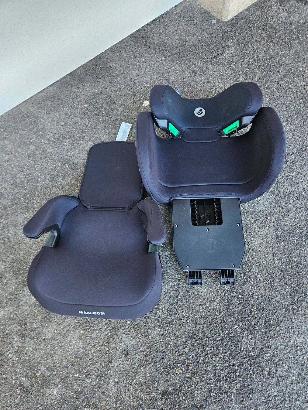Maxi-Cosi Seggiolini per auto: Kindersitz Rodifix M basic black Isofix – Usato da Thalwil venduto da lyulat