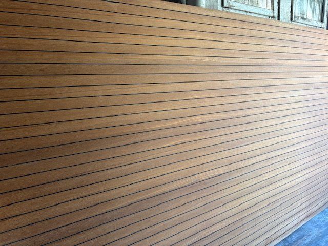 Piatti di portata: 2 Teak Stabdecksplatten mit schwarzen Gummifugen – Nuovo (secondo la descrizione) da Zürich venduto da vendeto