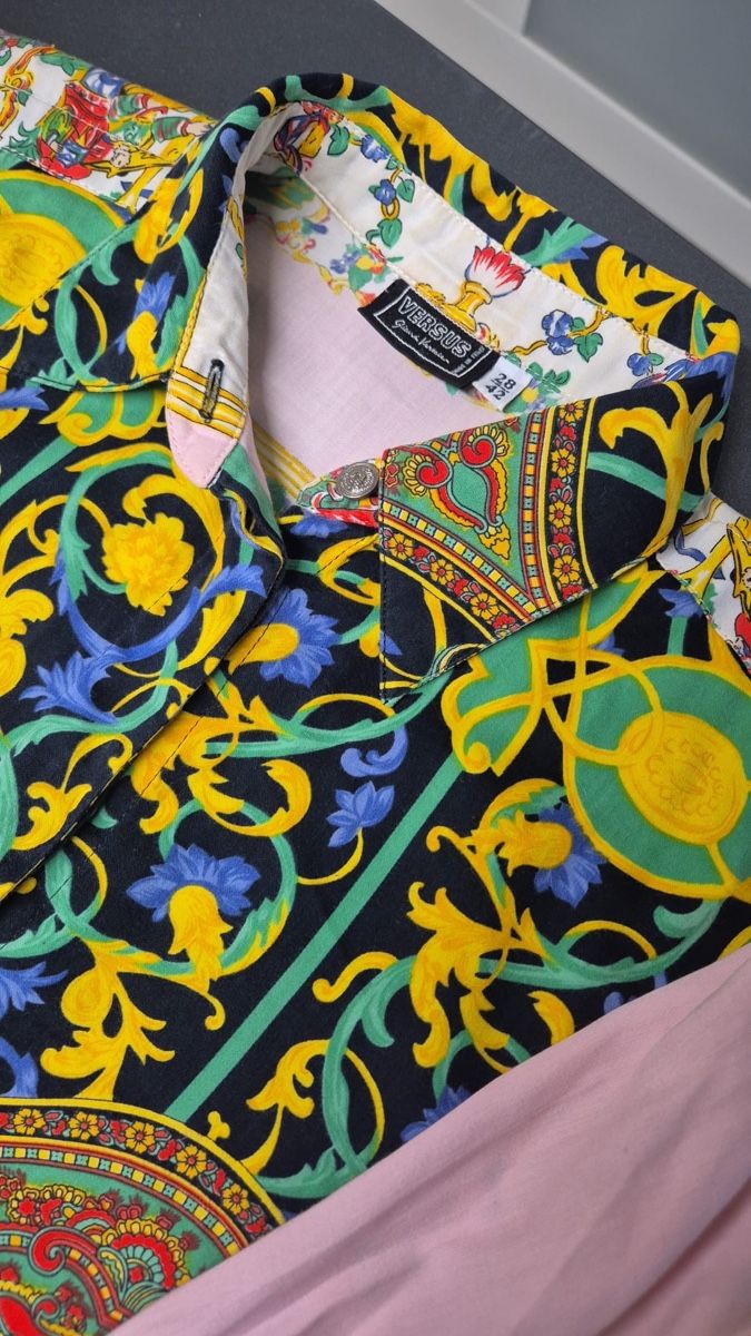 Versace Camicette: Versace (Versus) Vintage Hemd – Usato da Zürich venduto da chloe26 2
