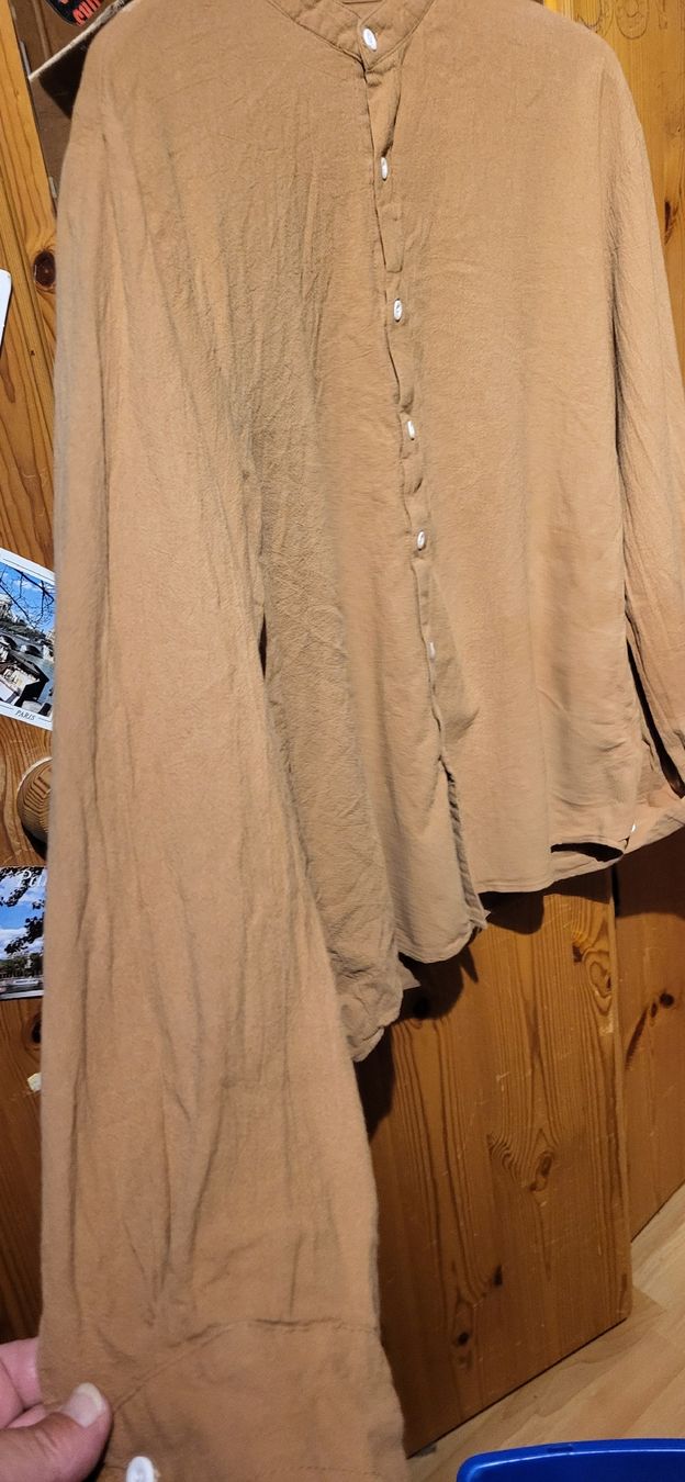 Camicie: Herrenhemd Langarm hellbraun , gr XXL. Baumwolle grob – Usato da Schweizersholz venduto da fuchs06 1