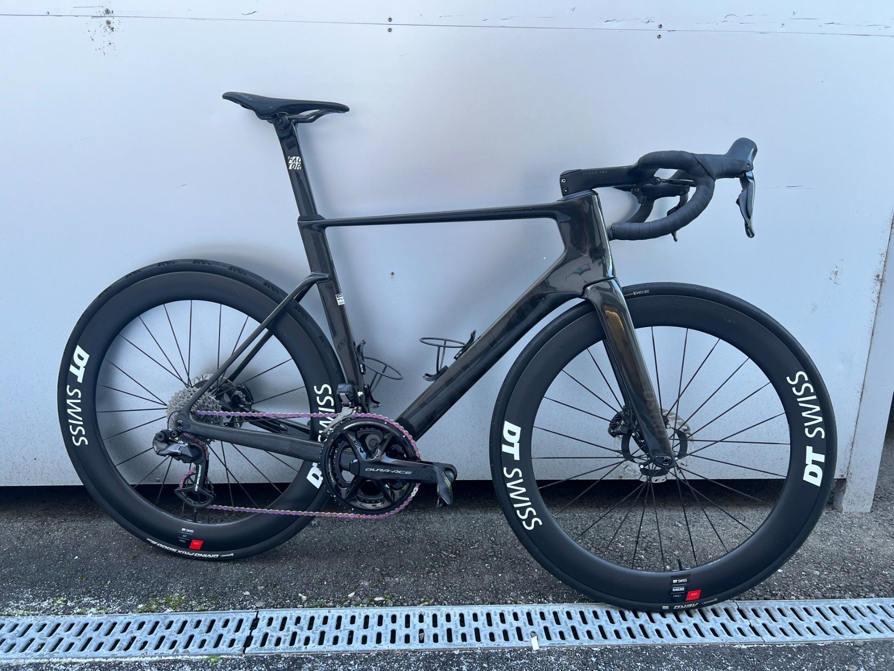Factor Bikes Biciclette: FACTOR Ostro VAM 2.0 - 56 – Usato da Lyss venduto da obersony