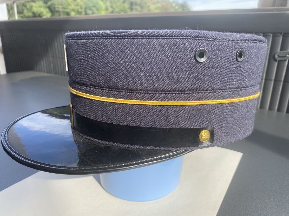 La Poste Uniformes: Casquette poste suisse  – D'occasion à bôle par Pilou83 2