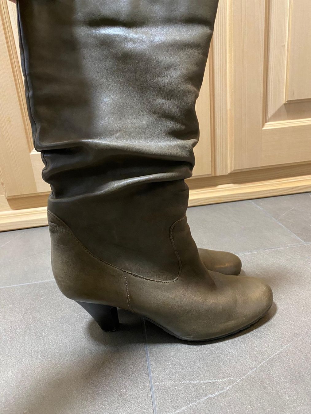 Scarpe da donna: Damen Stiefel grau/braun – Usato da Vicosoprano venduto da abc258 2