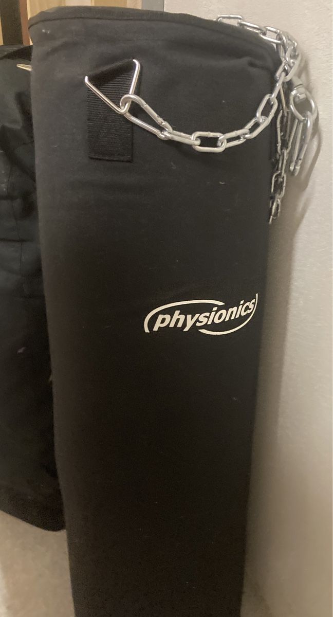 Sacs de frappe: Nie gebrauchter Boxsack – D'occasion à Zofingen par inf_2plw 1