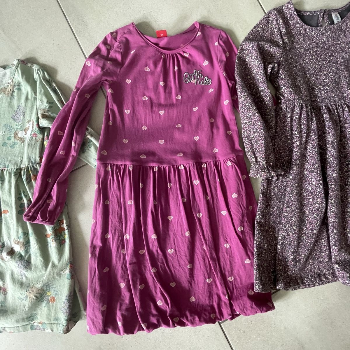 Lotti & Set di vestiti: Kleider für Mädchen 128 – Usato da Oetwil am See venduto da mar_t7ct 2