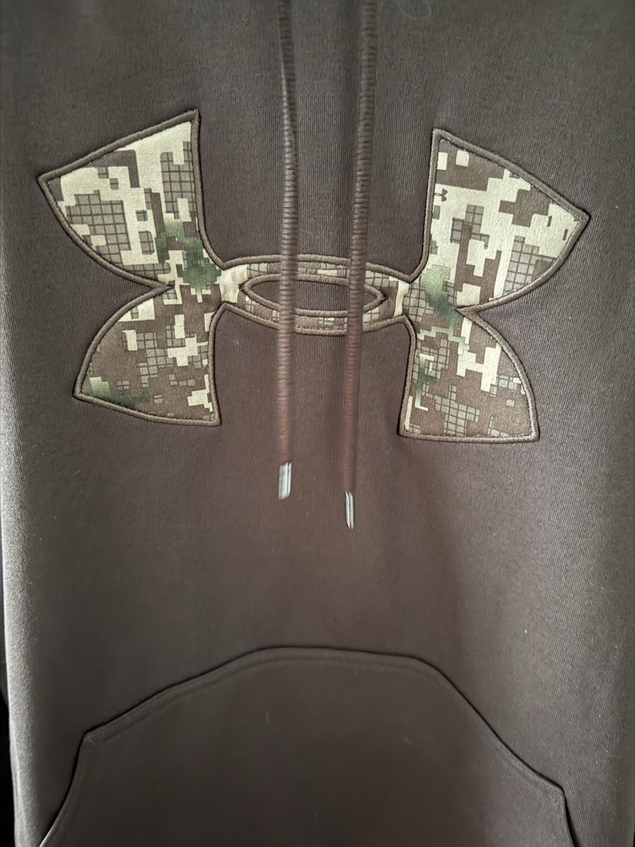 Under Armour Maglioni & Felpe: Pullover Under Armour – Usato da Vaduz venduto da sbe_r8th 1