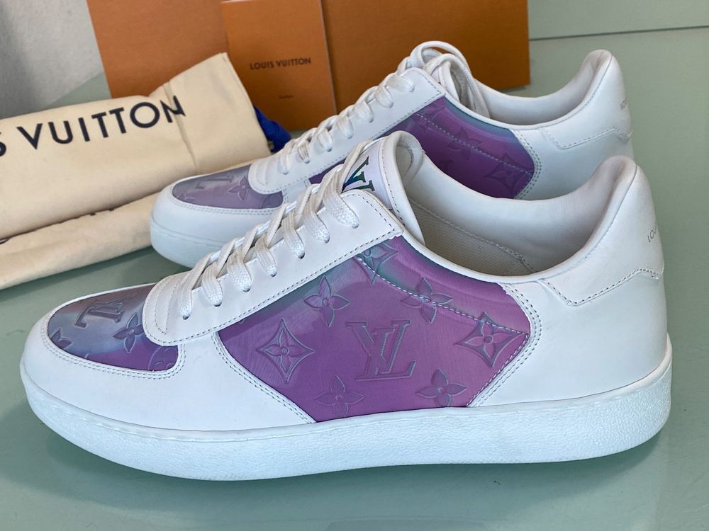 Louis Vuitton Scarpe da uomo: LOUIS VUITTON Rivoli Reflektier Monogramm Low Sneaker 41 NEU – Nuovo e nell'imballaggio originale da Kreuzlingen venduto da kruezbiz 6