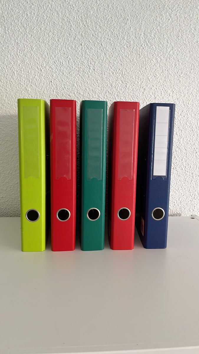 Ordner: Ordner-Set 5 Stk. gebraucht – Gebraucht aus Uster von Kannabie