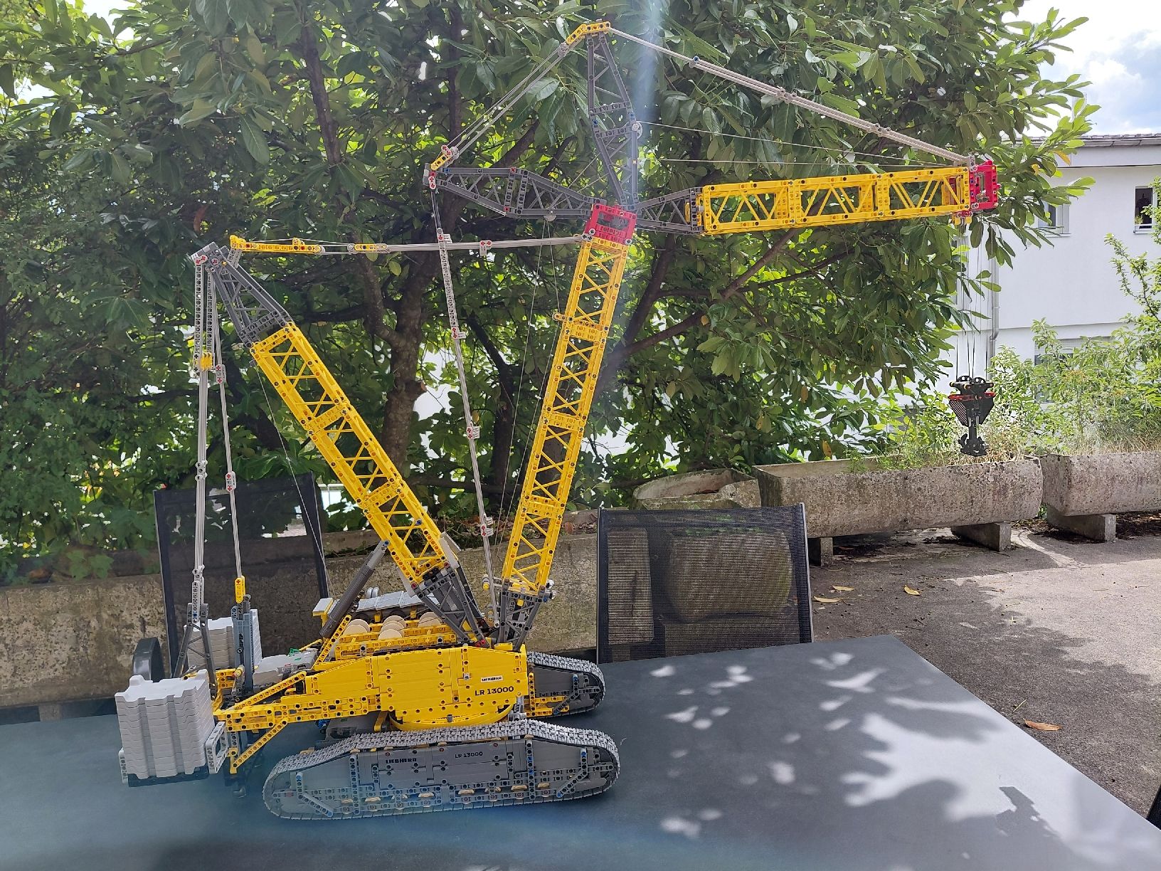 Lego Kit di costruzioni: Lego 42146Liebherr LRRaupenkran Technic  – Usato da Allenwinden venduto da Muggi076