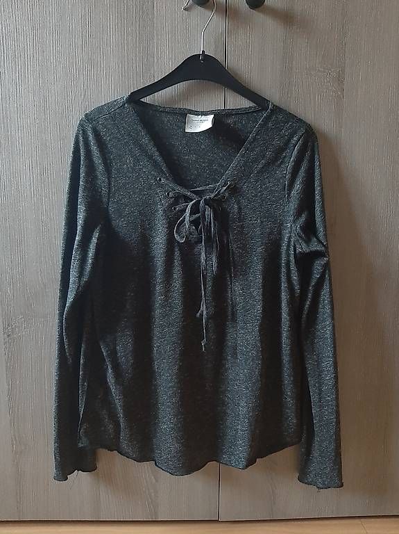 Maglioni & Felpe: Vero Moda Langarmshirt Gr. XS Grau meliert – Usato da Marthalen venduto da Jenny.Z