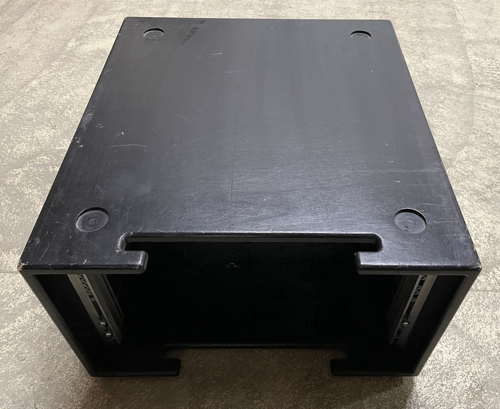 Altri accessori: Rack Holz Schwarz 6HE – Usato da Dübendorf venduto da icf_technics 2