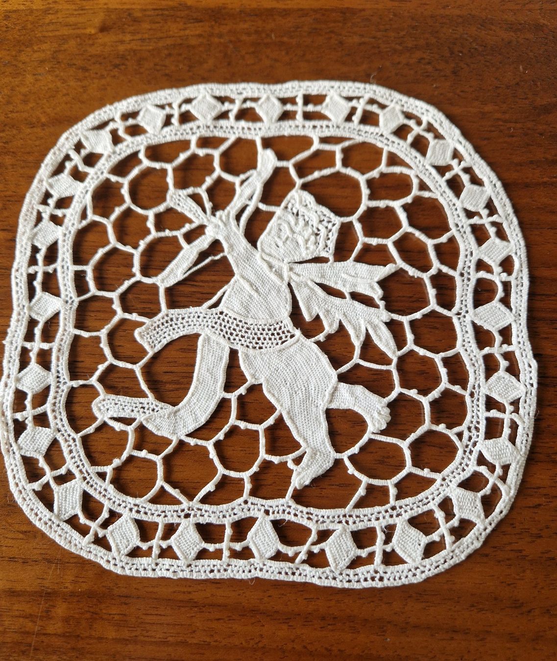 Altra biancheria da tavola: 2 Antike Spitzendeckchen Engel Handarbeit Spitze Vintage ... – Nuovo (secondo la descrizione) da Bern venduto da Antikbatik 2