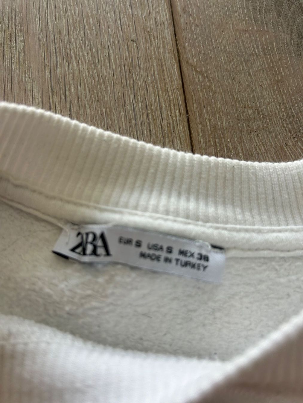 Zara Maglioni & Felpe: Zara sweater – Usato da Yens venduto da Tone_Y7 1