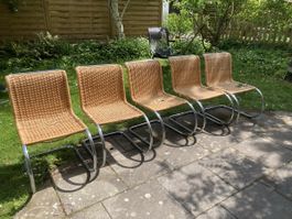 Fünf Flecht-Freischwinger-Stühle Ludwig Mies Van Der Rohe