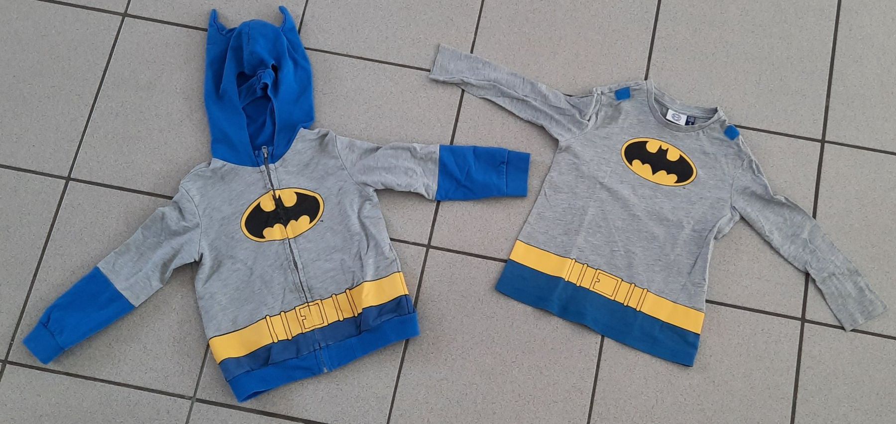 Kleiderpakete & -sets: Vestiti tema Batman tg. 104 – Gebraucht aus Tesserete von bab_7ztk