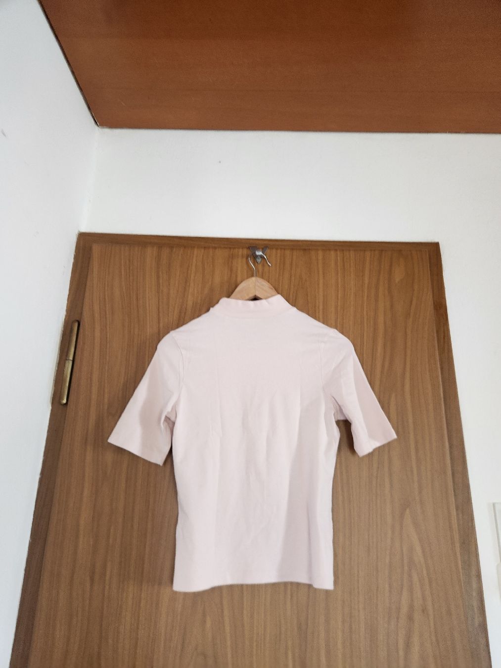 T-Shirts: T-shirt col montant  taille M – Gebraucht aus Niedergösgen von Eva2410 1