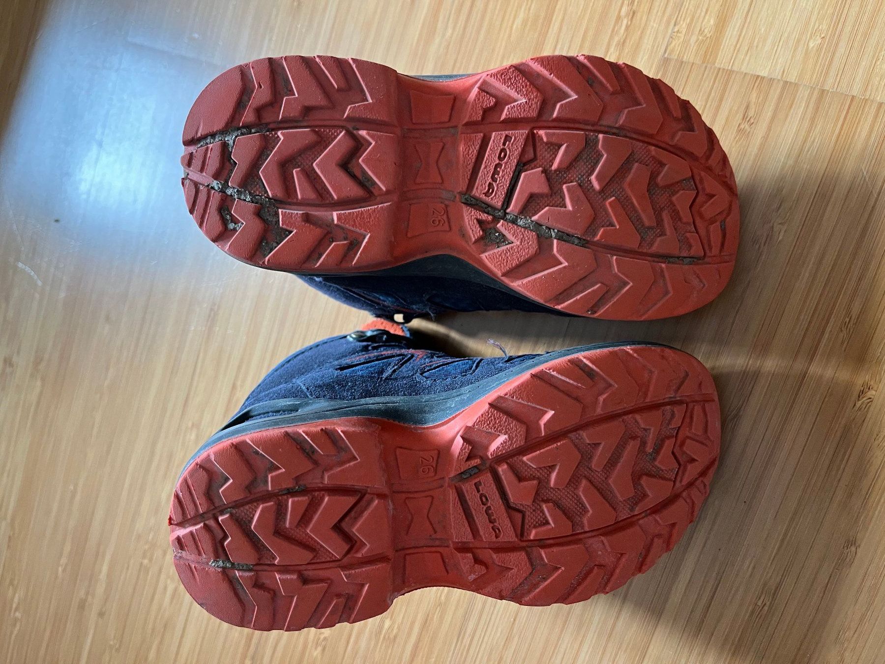 Lowa Scarpe per ragazzi: Lowa Wanderschuhe – Usato da Winterthur venduto da melansen 2