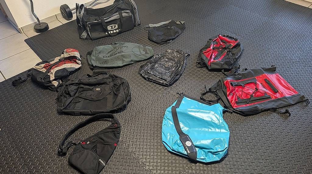 Borse: 10 Taschen Rucksäcke Säcke – Usato da Ormalingen venduto da horch_mal