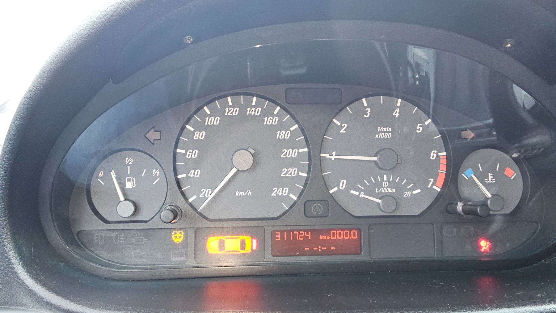 BMW Automobili: BMW 328i Touring – Usato da Diessenhofen venduto da Osio 6