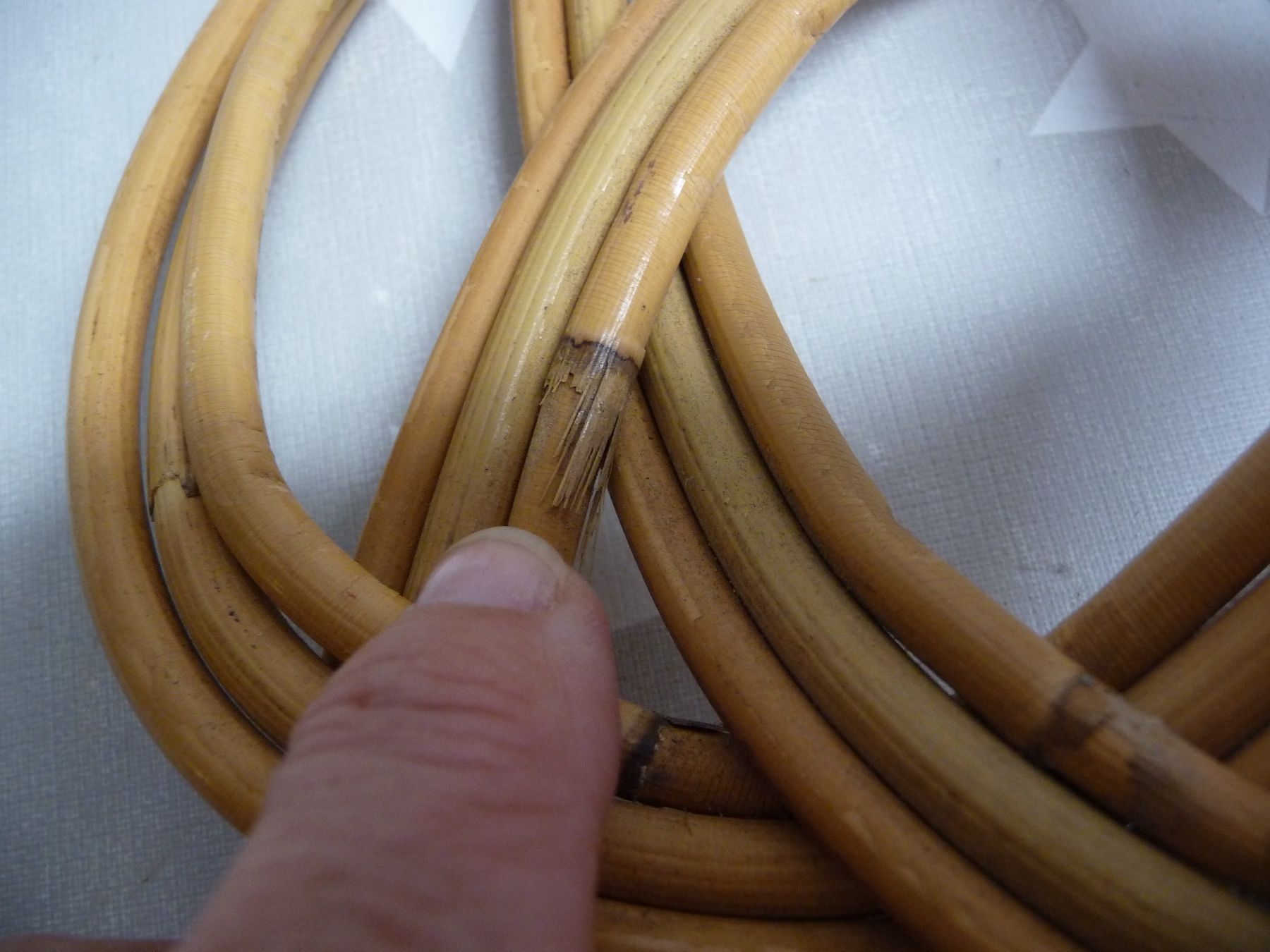 Tutti gli attrezzi: Teppichklopfer antik Vintage Nr. IV – Usato da Rafz venduto da Powacaddy 2