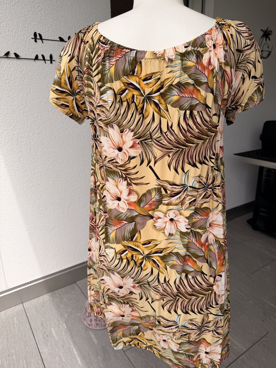 Robes: Kleid Sommerkleid Blumenmuster  – D'occasion à Biberist par Mi58 2