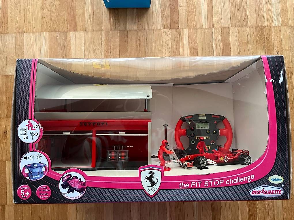 Giocattoli: Ferrari PIT STOP Neu – Nuovo e nell'imballaggio originale da St. Gallen venduto da Bhallo01