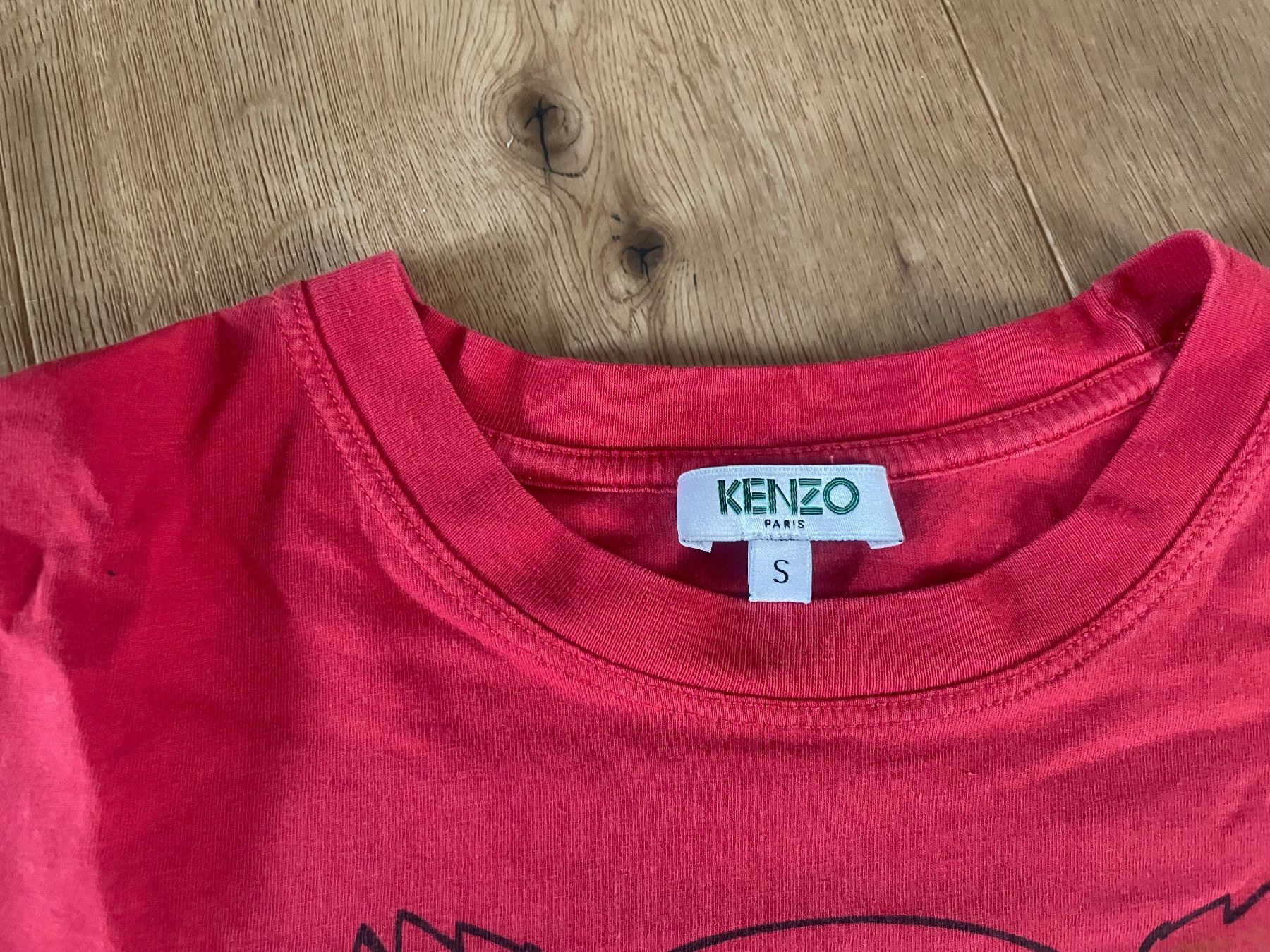 Kenzo T-shirt: T-Shirts KENZO – Usato da Horgen venduto da stu_cjc8 1