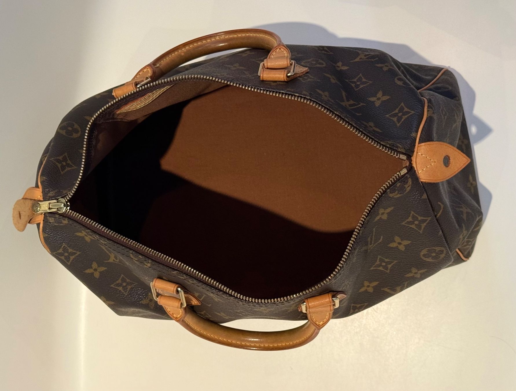 Louis Vuitton Sacs femmes: Louis Vuitton Speedy 35 – D'occasion à Küsnacht ZH par ch_schweiz 2