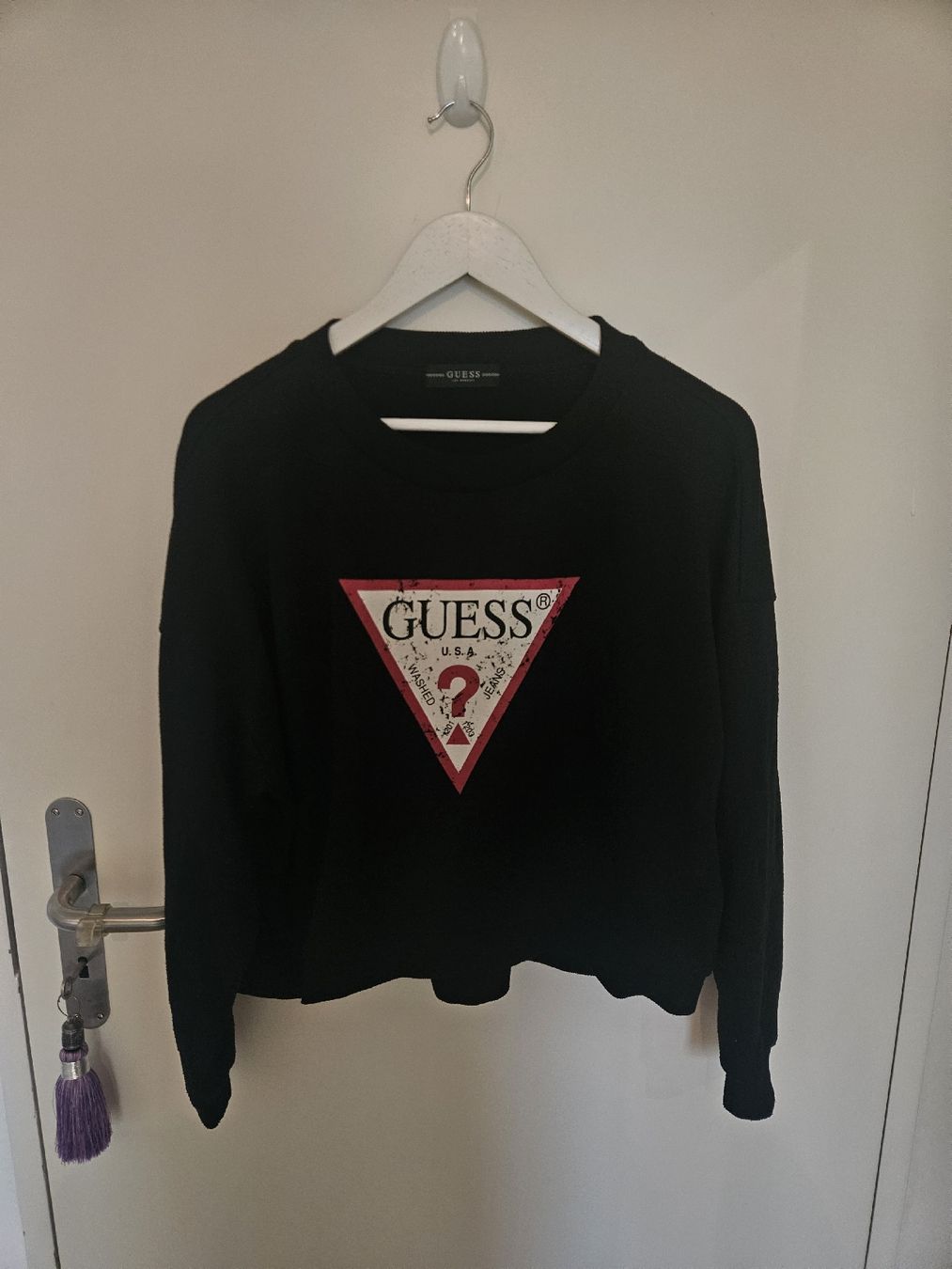 Guess Pulls & Sweat-shirts: Guess Iconic Sweatshirt Schwarz - Gr. S – D'occasion à Zug par Moonlover