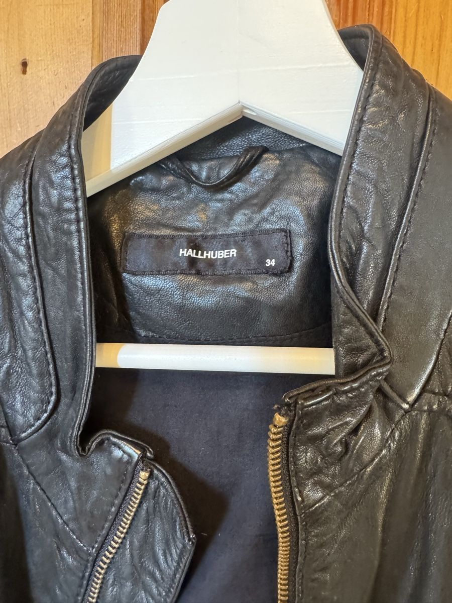 Hallhuber Giacche: Hallhuber Lederjacke Grösse XS/S – Usato da Zürich venduto da 411osmanbey 3