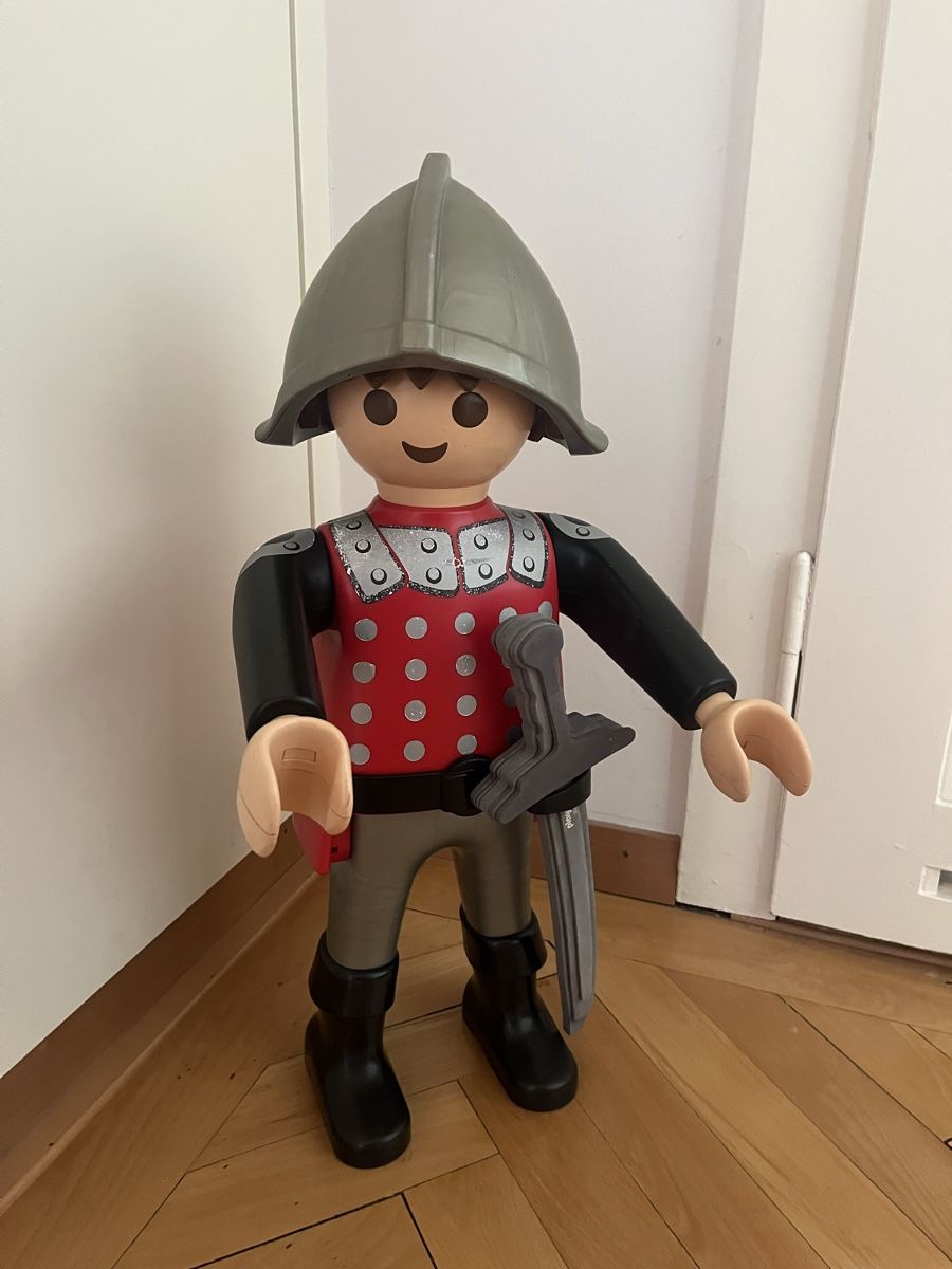 Playmobil Giocattoli: Grosse Playmobil Ritter Werbefigur 62cm – Usato da Wabern venduto da Housi78