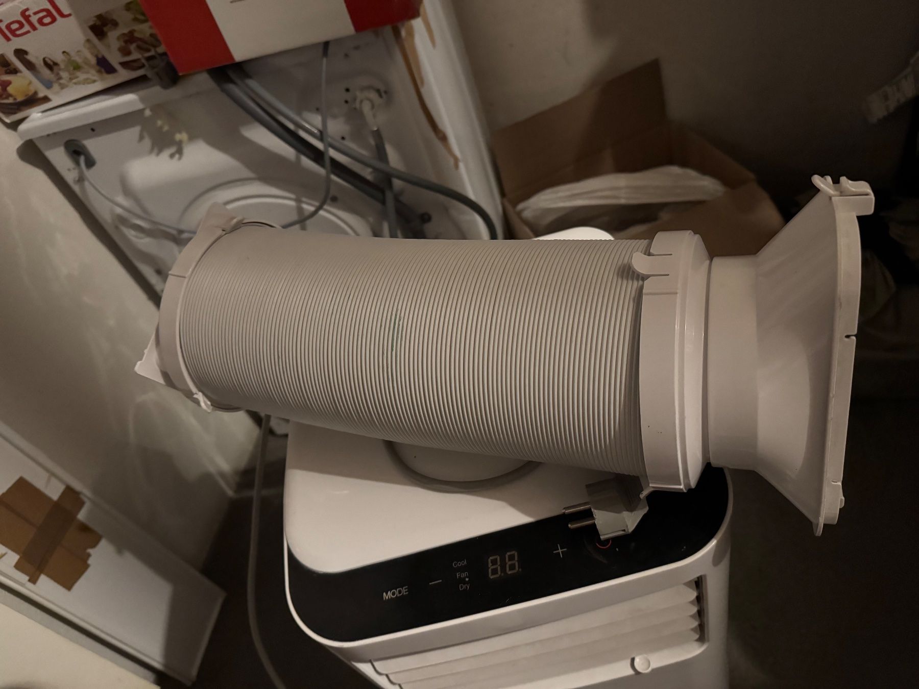 Comfee Klimageräte: Mobiles Klimagerät Comfee MPPH-08CRN7 – Gebraucht aus Basel von max_si 2