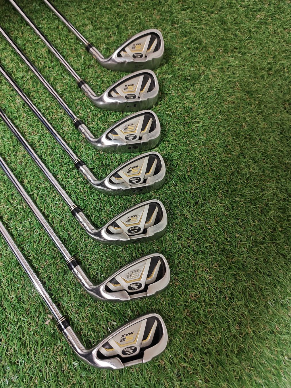 Clubs & Sets: Cobra S2 Max Eisen 5-SW, Stahl Regular – D'occasion à Uerikon par Chreggus_Golfshop 1