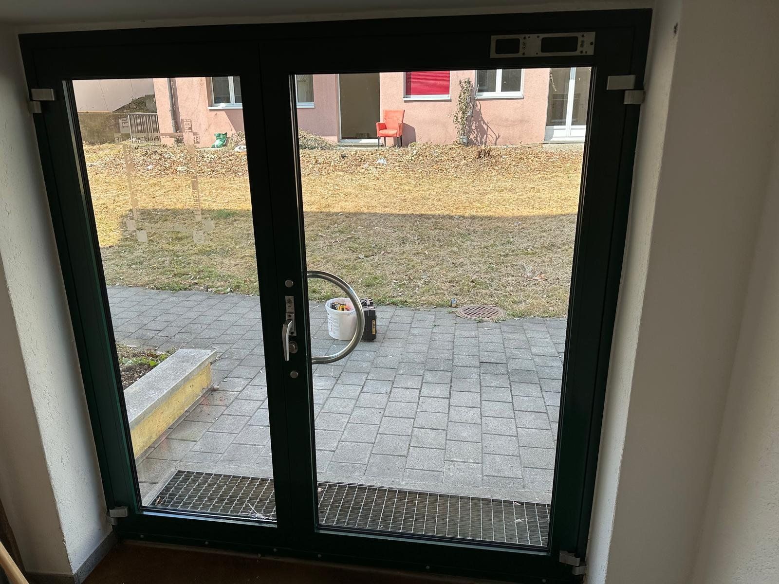 Porte: Haustüre Aluminium – Usato da Spreitenbach venduto da Space_X 4