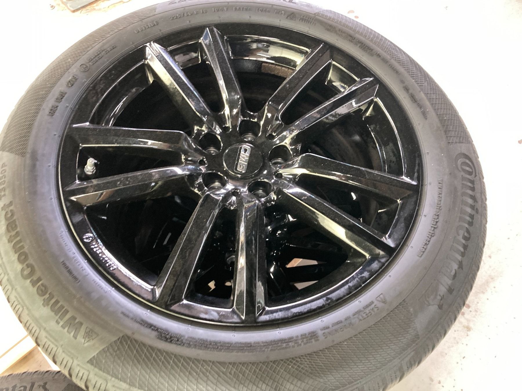 BMW Pneumatici & Ruote complete: BMW X3 Winterräder 225/60R18 – Usato da Cham venduto da WB2223 1