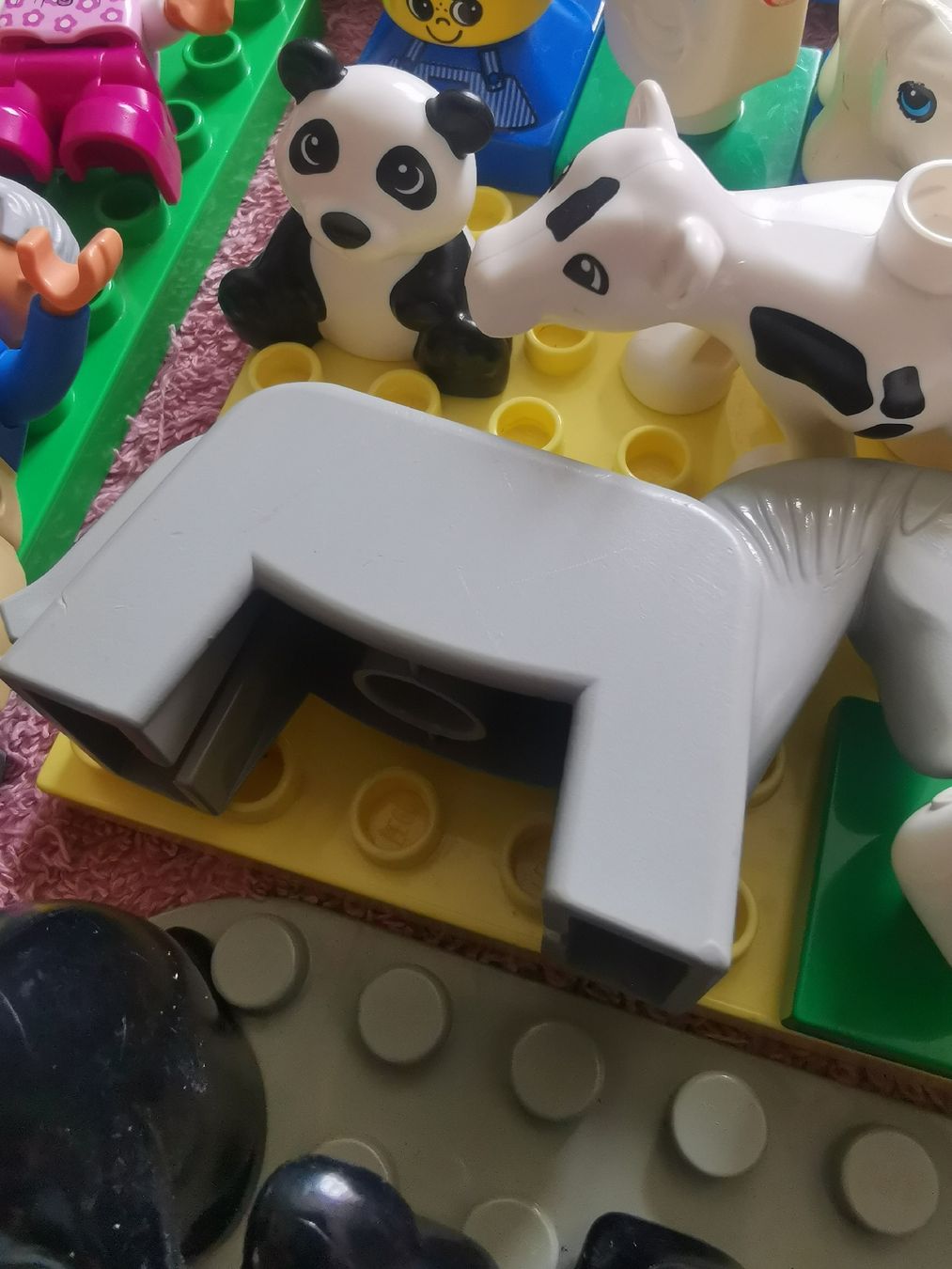Lego Giocattoli: Lego Duplo xxl Set mit Figuren usw. – Usato da Effretikon venduto da Superkarin7 3