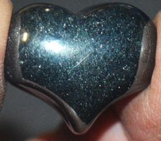 Deko - Heilsteine X-587 – Hämatit Herz – ca. 25x20x11mm