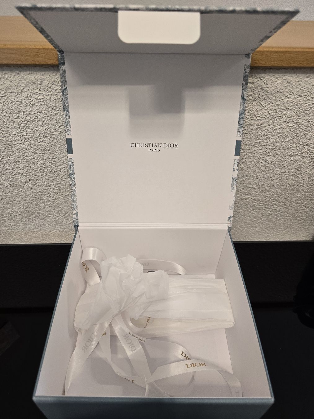 Altro in Decorazioni & Accessori: Dior Box Limitiert – Nuovo (secondo la descrizione) da wallisellen venduto da funkelsternchen5 2