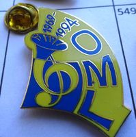 Pin Musik  O M L  gelb blau