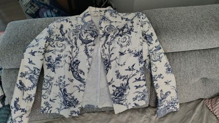 Jolie veste courte marque 1.2.3