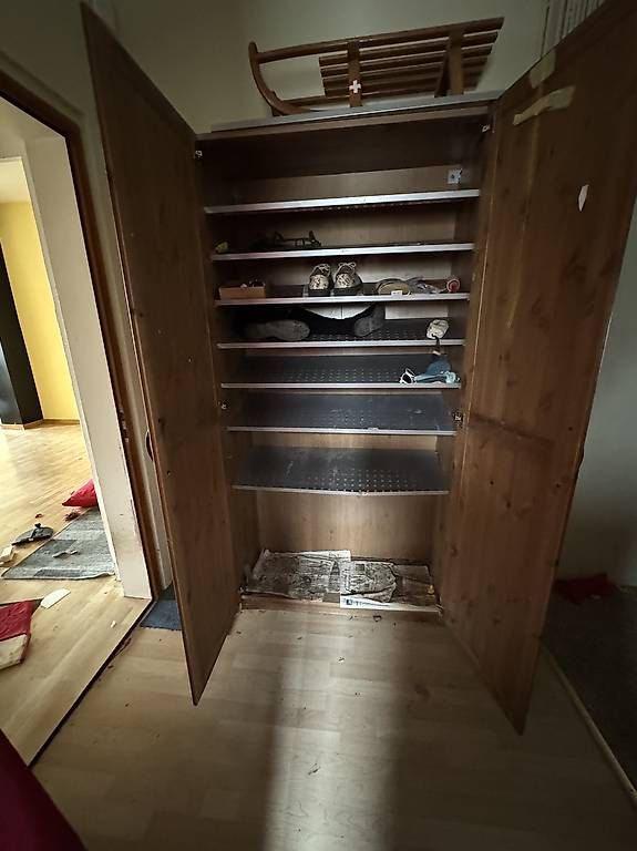 Armadi: Schuhschrank – Usato da Münchwilen AG venduto da me2work 1